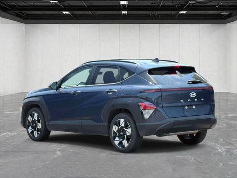 Used 2025 Hyundai Kona SEL FWD image 6