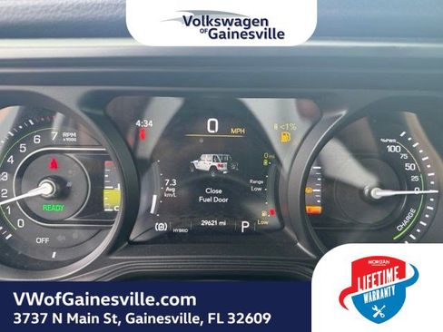 Used 2024 Jeep Wrangler Unlimited w/ Convenience Group AWD/4WD image 20