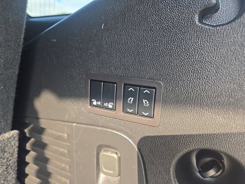 Used 2019 Chevrolet Tahoe Premier AWD/4WD image 45