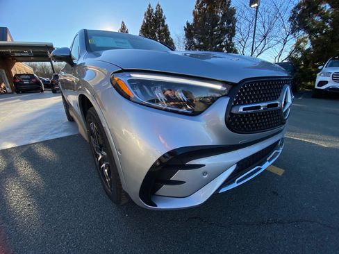 New 2026 Mercedes-Benz GLC 300 4MATIC Coupe image 24