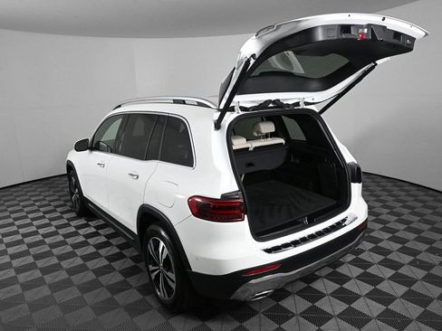 Certified 2025 Mercedes-Benz GLB 250 image 31