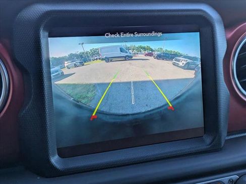 Used 2021 Jeep Wrangler Unlimited Rubicon image 13