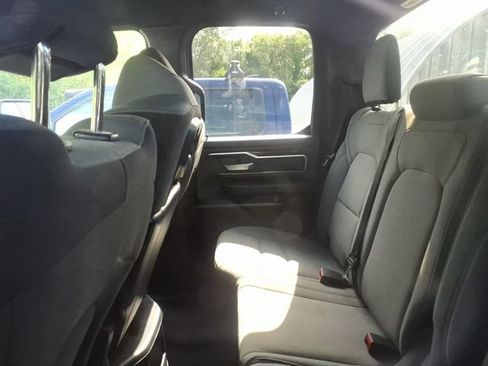Used 2024 RAM 1500 Big Horn AWD/4WD image 9