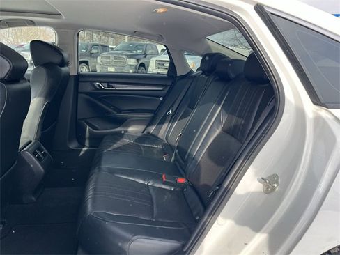 Used 2018 Honda Accord EX-L image 17