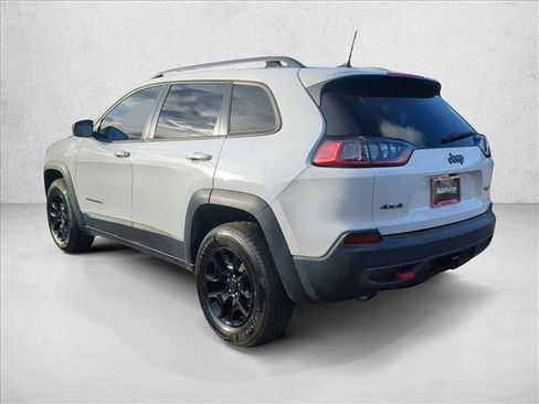 Used 2019 Jeep Cherokee Trailhawk w/ Comfort/Convenience Group image 8