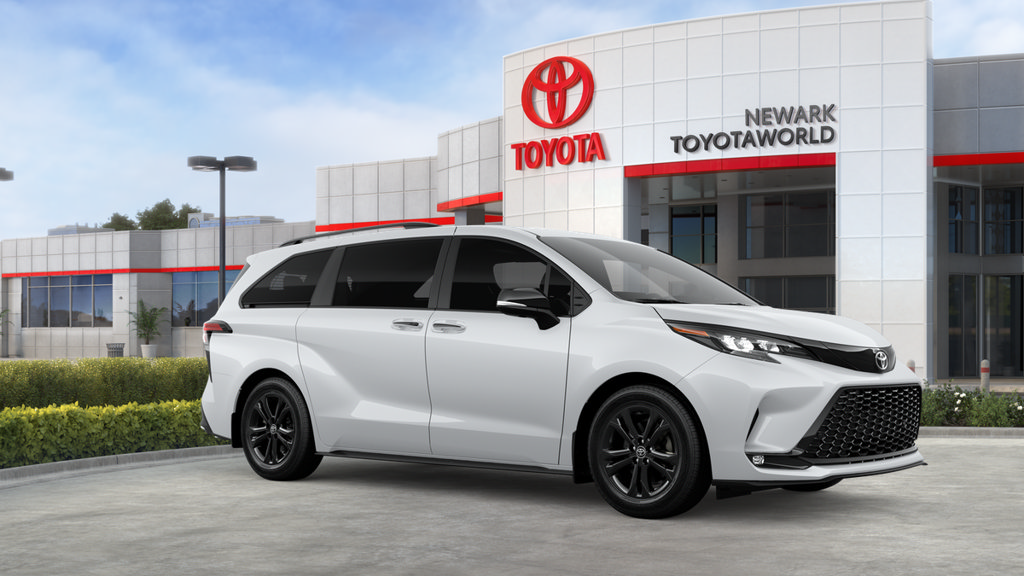 New 2026 Toyota Sienna XSE AWD/4WD image 3