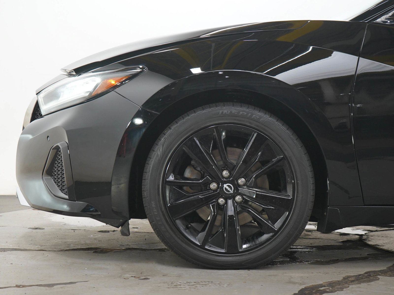 Used 2023 Nissan Maxima SL FWD image 22
