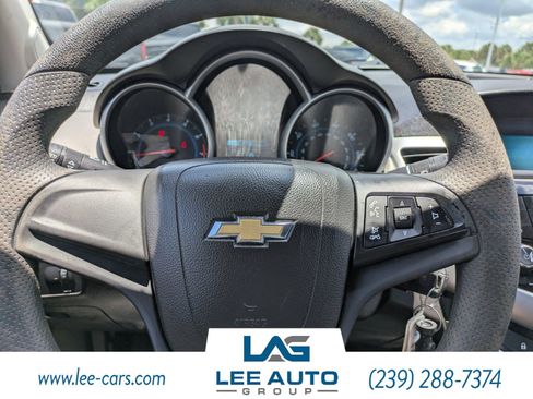 Used 2014 Chevrolet Cruze LS FWD image 20