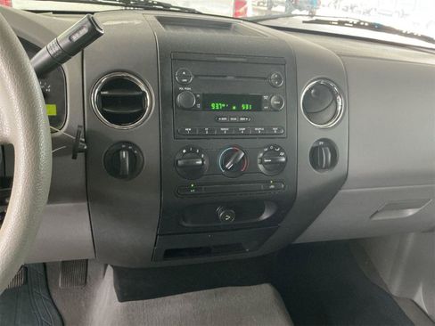 Used 2004 Ford F150 XLT AWD/4WD image 9