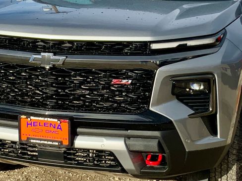 New 2026 Chevrolet Traverse Z71 w/ Enhanced Driving Package image 13