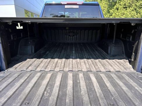 Used 2021 Chevrolet Silverado 1500 LT Trail Boss w/ Convenience Package II AWD/4WD image 8