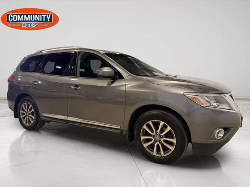 Used 2016 Nissan Pathfinder SL w/ SL Premium Package AWD/4WD image 10