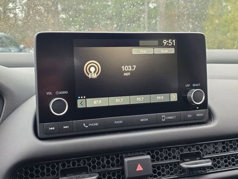 Certified 2024 Honda HR-V LX image 19