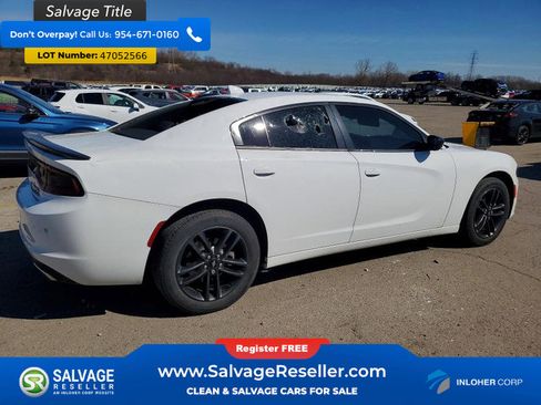 Used 2019 Dodge Charger SXT w/ Blacktop Package AWD/4WD image 4