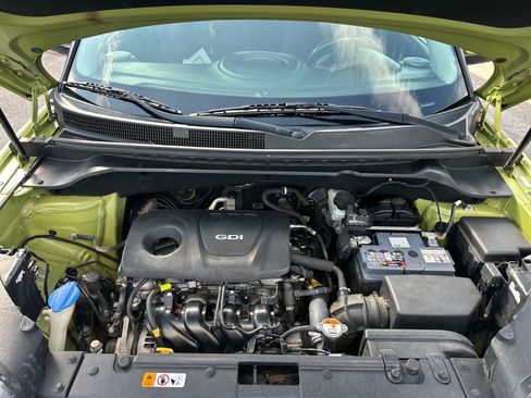Used 2019 Kia Soul FWD image 17