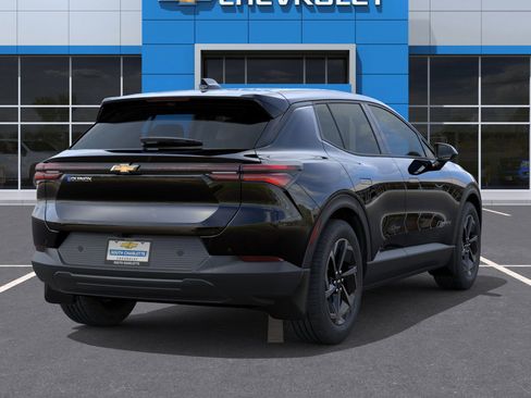New 2026 Chevrolet Equinox EV LT image 29