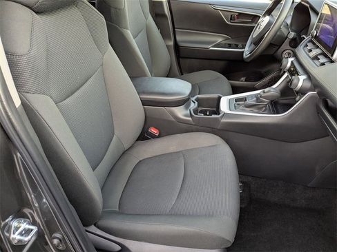 Used 2025 Toyota RAV4 LE image 36