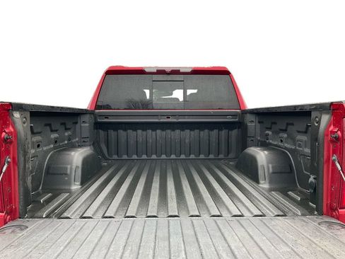 Used 2021 Chevrolet Silverado 1500 LT Trail Boss w/ Convenience Package II image 32