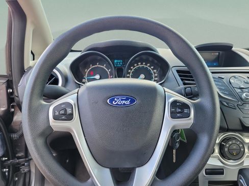 Certified 2019 Ford Fiesta SE image 11