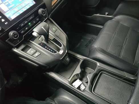 Used 2018 Honda CR-V Touring image 28