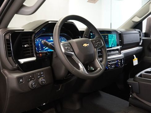 New 2026 Chevrolet Silverado 2500 LT image 6