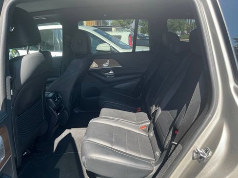 Certified 2022 Mercedes-Benz GLS 450 4MATIC image 8