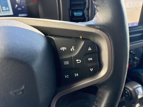 Used 2023 Ford Bronco Black Diamond image 12