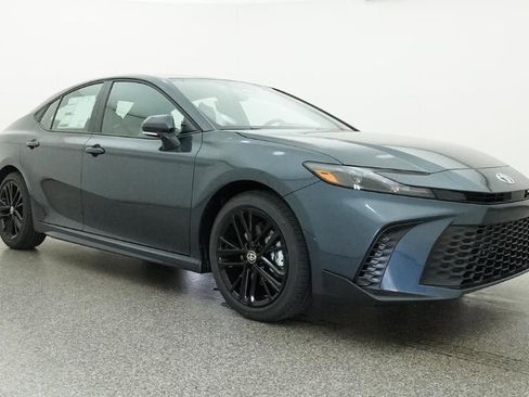 New 2026 Toyota Camry SE FWD image 29