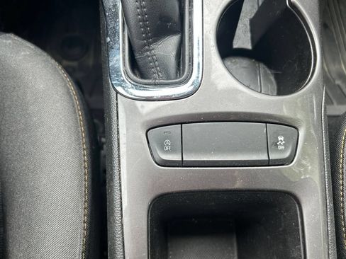 Used 2019 Chevrolet Cruze LS w/ LS Convenience Package FWD image 14