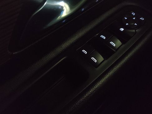 Used 2018 GMC Terrain SLE w/ Driver Convenience Package FWD image 27