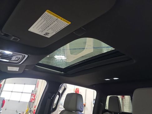 New 2026 GMC Sierra 1500 SLT w/ SLT Premium Plus Package image 29