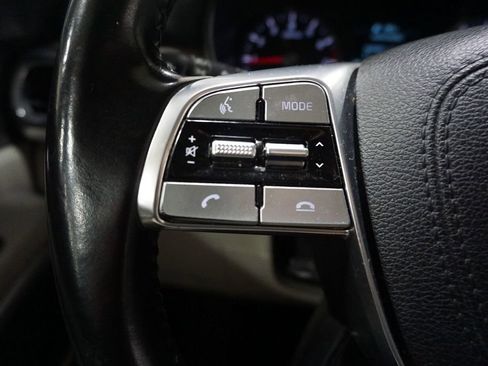 Used 2022 Kia Telluride EX w/ EX Premium Package FWD image 8