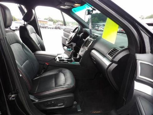 Certified 2019 Ford Explorer Sport AWD/4WD image 32