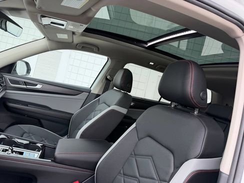 New 2026 Volkswagen Atlas Peak Edition AWD/4WD image 19