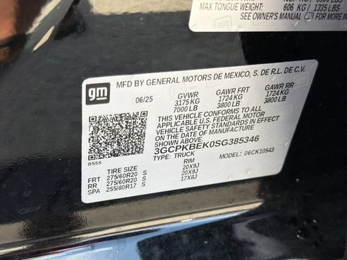 Certified 2025 Chevrolet Silverado 1500 Custom w/ Turbomax Blackout Package AWD/4WD image 30