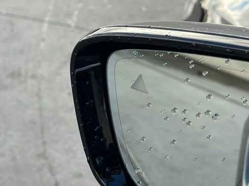 Used 2024 BMW i4 eDrive40 image 16