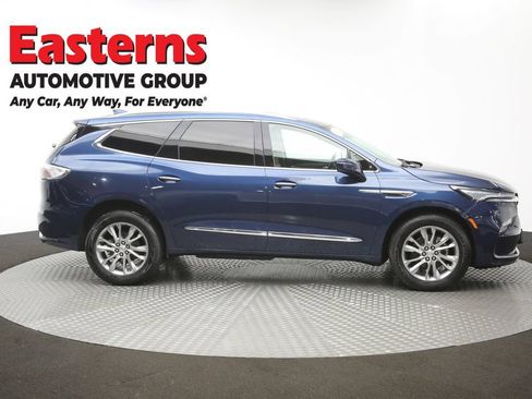 Used 2022 Buick Enclave Avenir w/ Avenir Technology Package AWD/4WD image 49