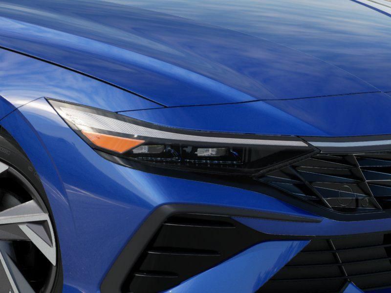 Used 2026 Hyundai Elantra SEL Sport Premium FWD image 9