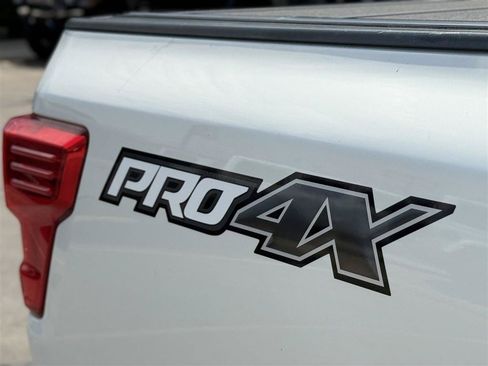 Used 2017 Nissan Titan PRO-4X AWD/4WD image 15