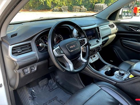 Certified 2023 GMC Acadia SLT image 24