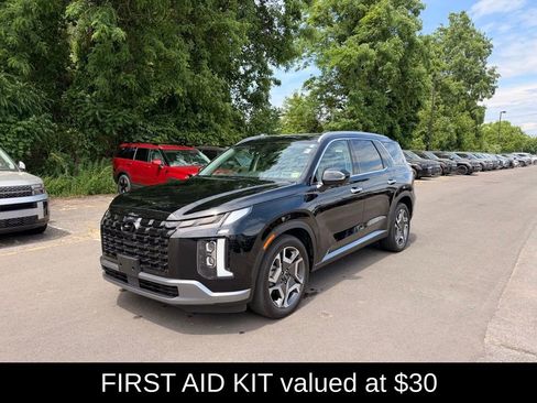 Used 2024 Hyundai Palisade Limited AWD/4WD image 8