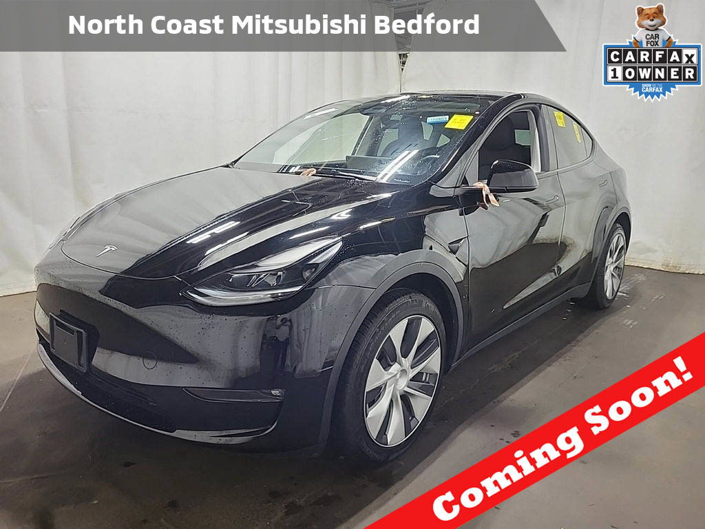 Used 2023 Tesla Model Y Long Range AWD/4WD image 1