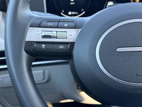 Certified 2025 Hyundai Tucson SEL image 9