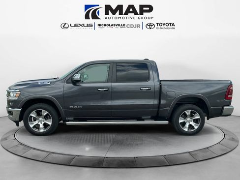 Used 2019 RAM 1500 Laramie AWD/4WD image 2