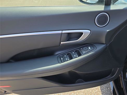 Certified 2025 Hyundai Sonata SEL FWD image 18