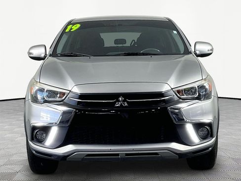 Used 2019 Mitsubishi Outlander Sport SE FWD image 2