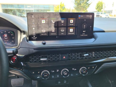 Used 2025 Honda Accord Touring image 31