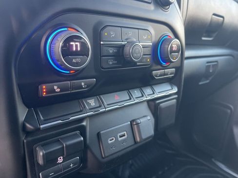 Used 2023 Chevrolet Silverado 3500 LT w/ Convenience Package image 25