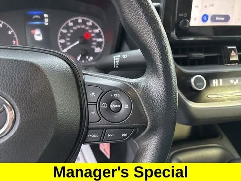 Used 2023 Toyota Corolla LE image 18