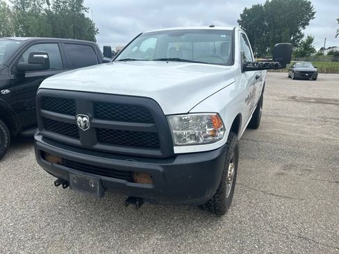 Used 2018 RAM 2500 Tradesman w/ Power & Remote Entry Group AWD/4WD image 4